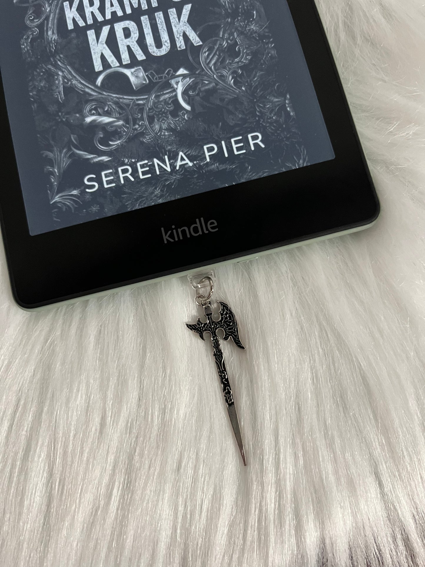 Fantasy Dust Plug Charm